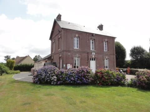 Élagueur Carville-la-Folletière