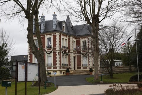 Élagueur Épouville