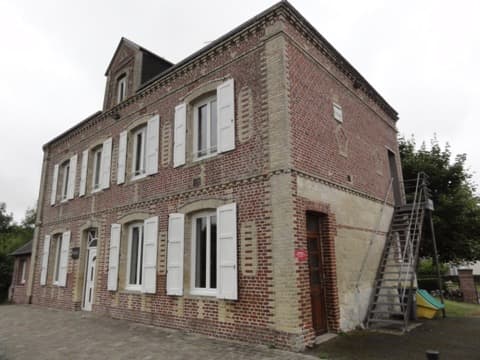 Élagueur Mentheville
