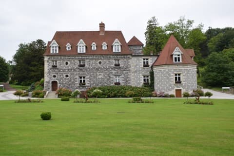 Élagueur Rouxmesnil-Bouteilles