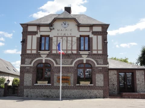 Élagueur Saint-Pierre-en-Port