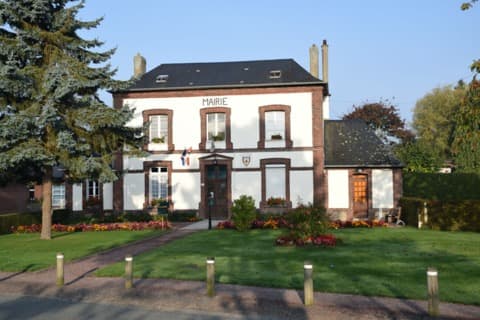 Élagueur Vieux-Manoir